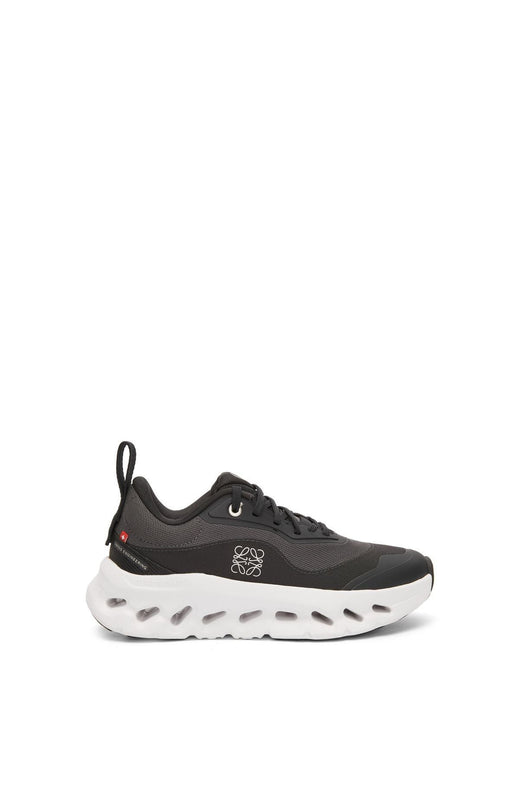 ON × LOEWE Cloudtilt — Bleu Marine