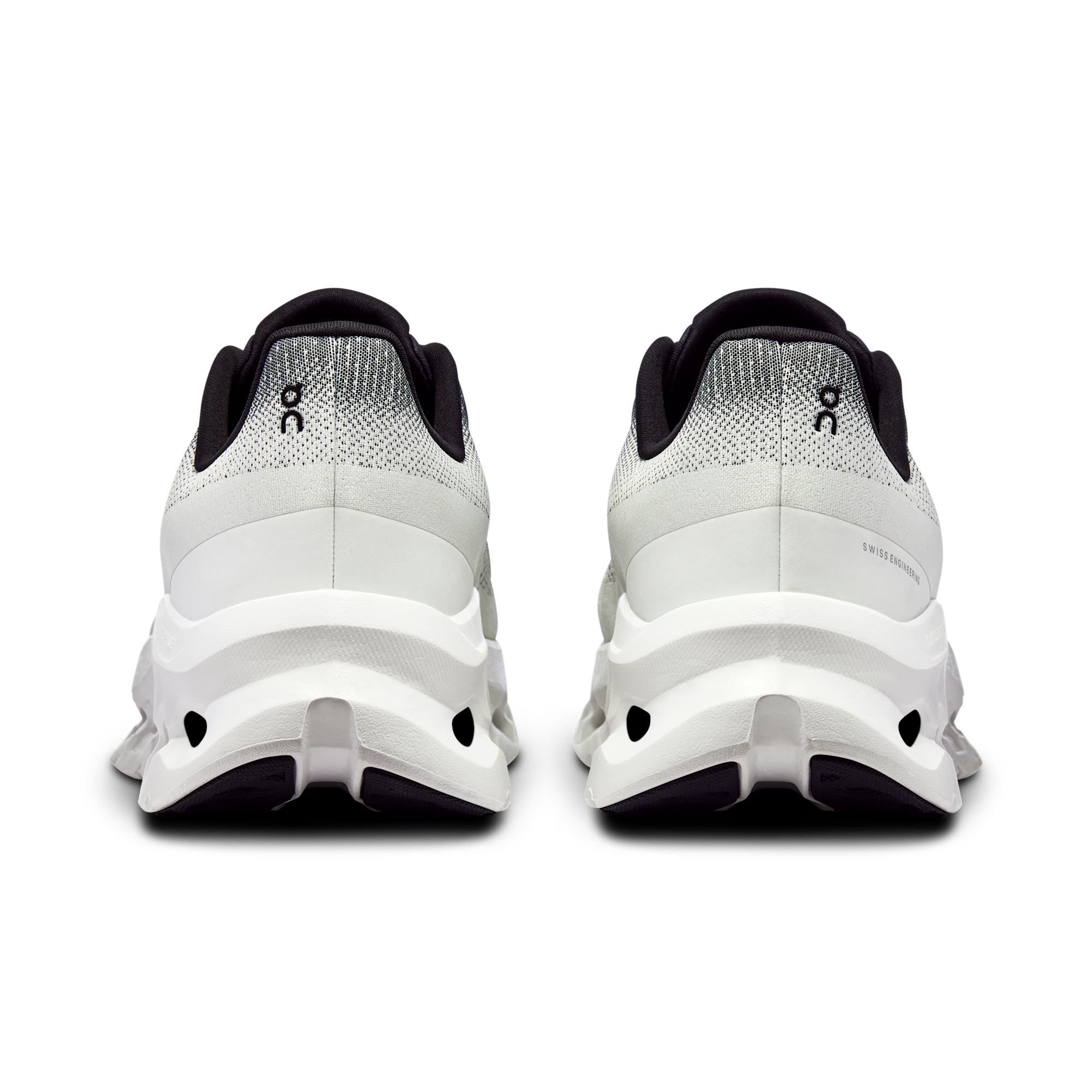 ON Cloudtilt — Noir / Ivoire